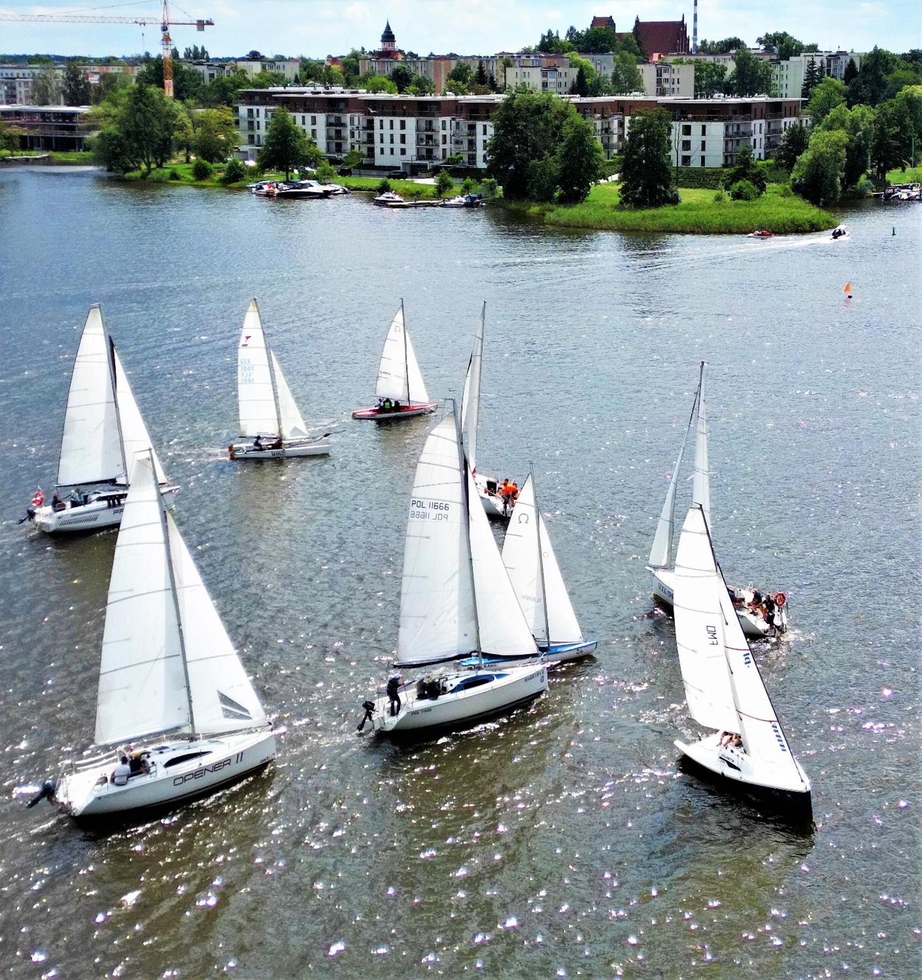 Apartment Marina View - Super Widok Na Jezioro, Klimatyzacja, Parking Podziemny, 2xtv Z Netflix I Max